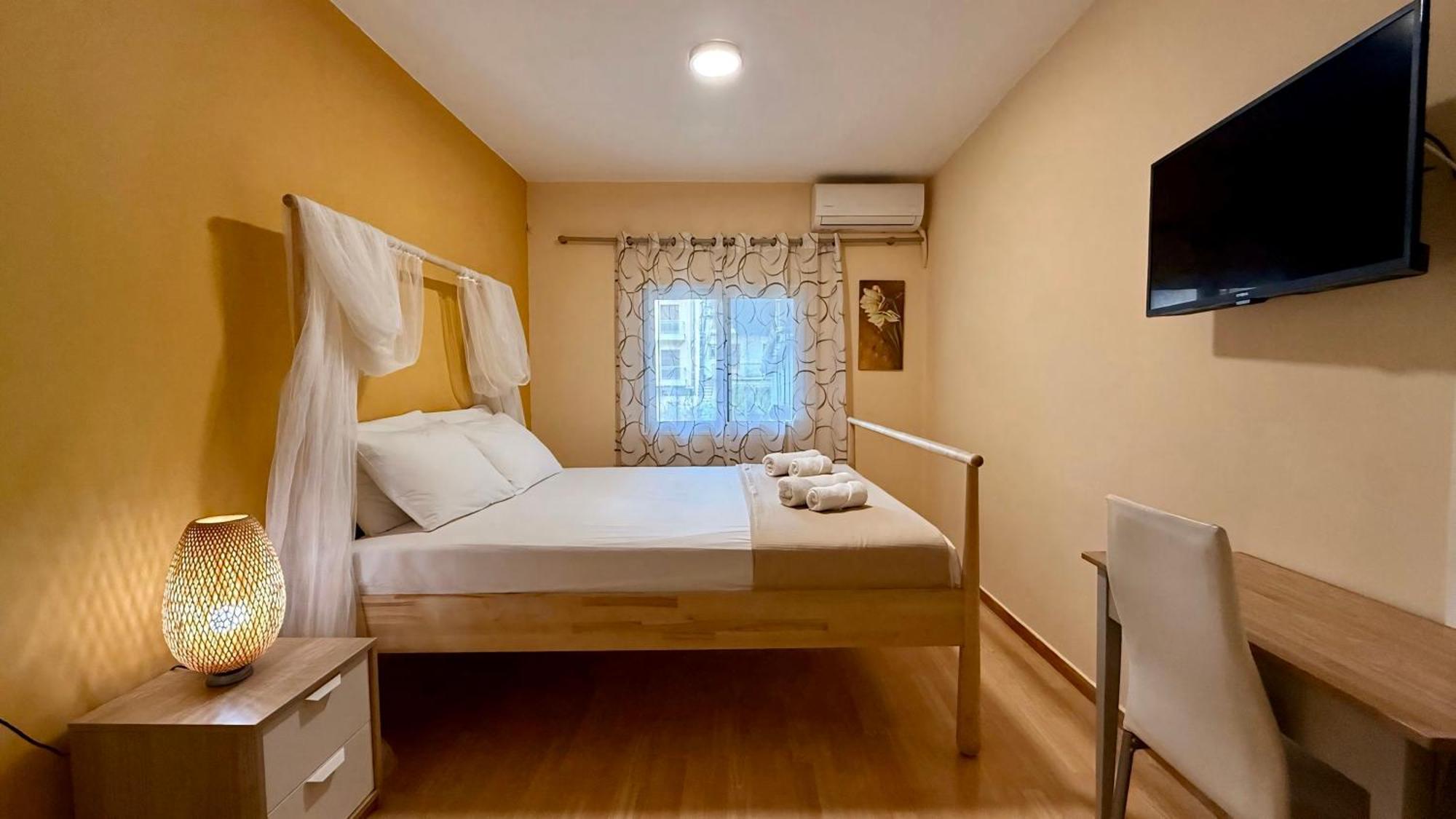 Byron Urban Apartment Kalamata Exteriér fotografie