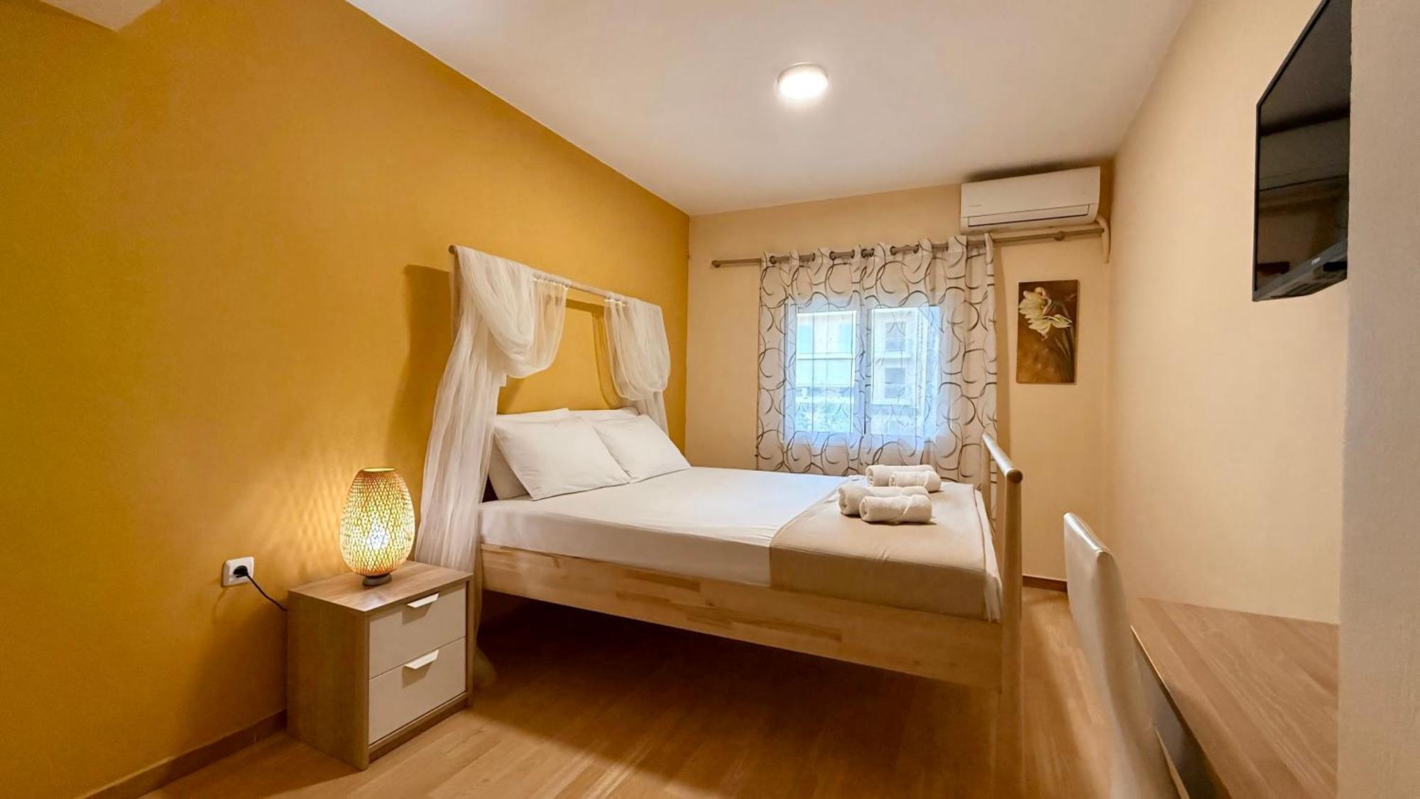 Byron Urban Apartment Kalamata Exteriér fotografie